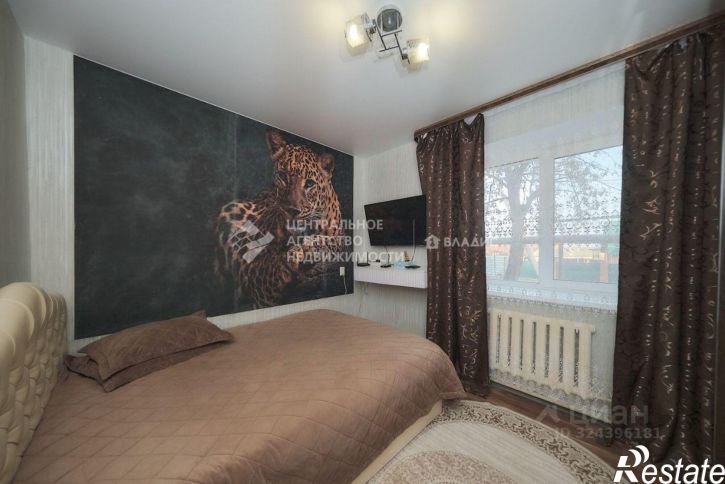 2-комн квартира улица Есенина, 13А,  д. 13А