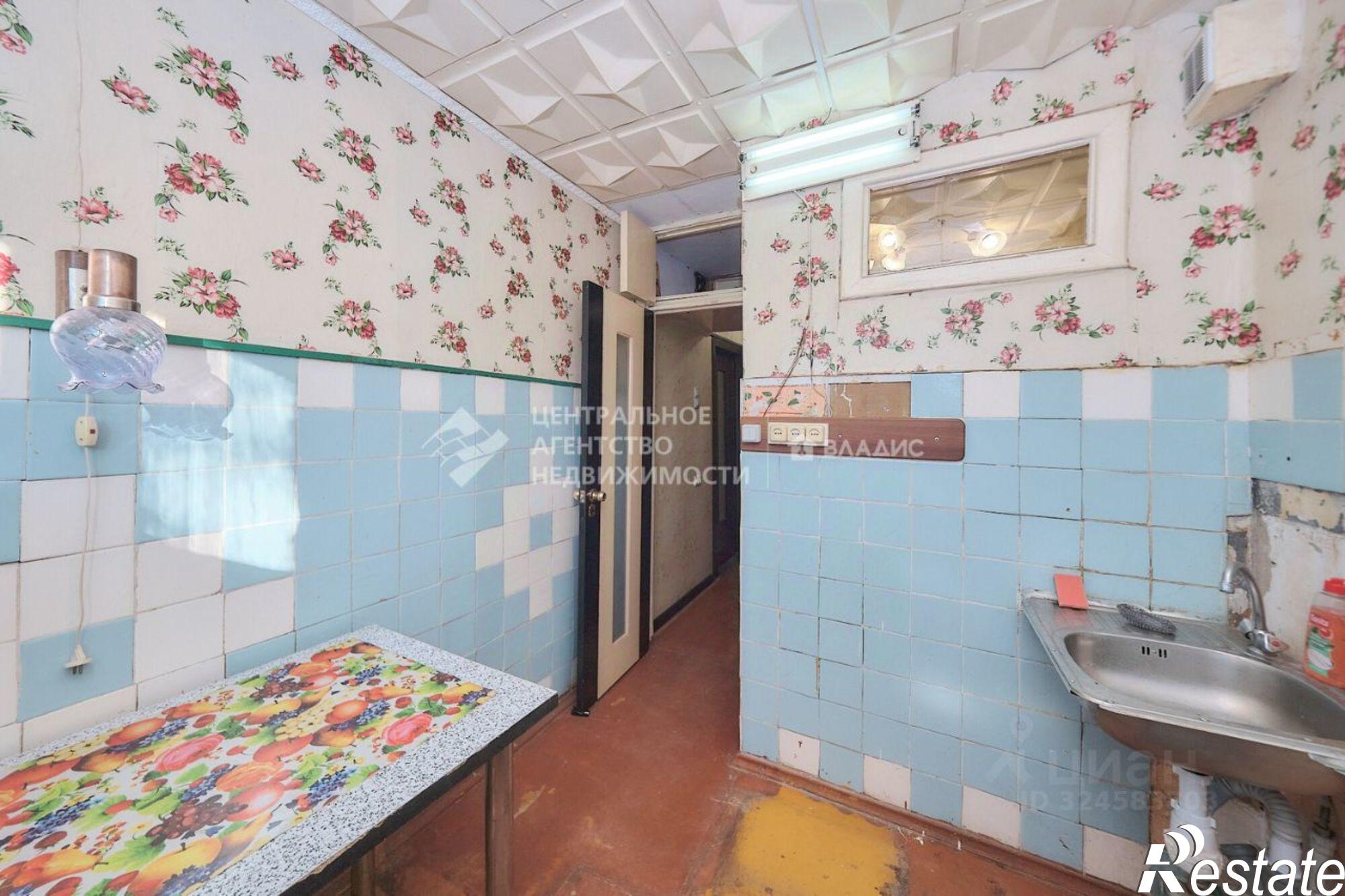 Купить квартиру за 2 100 000 рублей на Станкозаводская улица, 17 к1