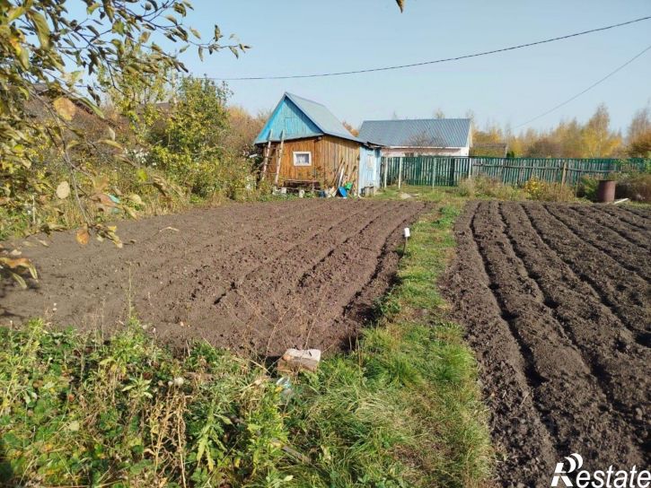 Земельный участок
