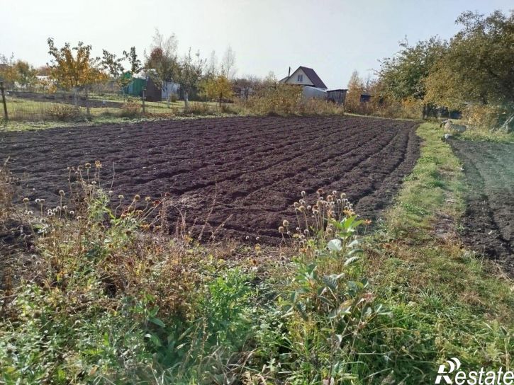 Земельный участок