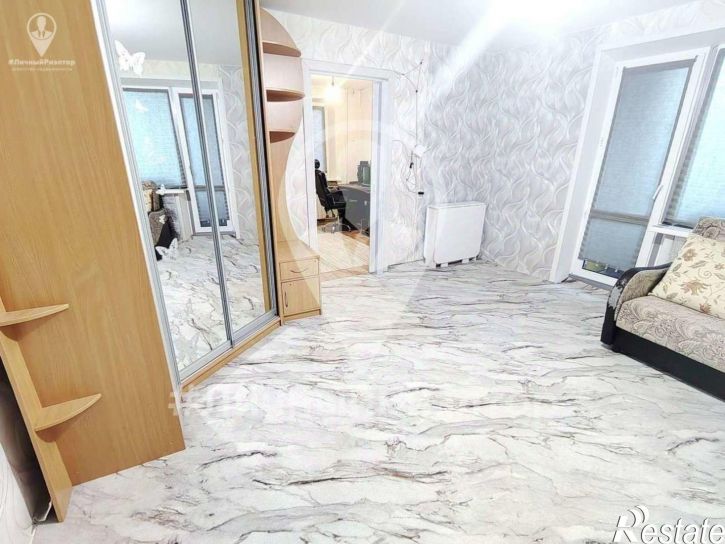 4-комн квартира улица Крупской, 3 к2,  д. 3 к2
