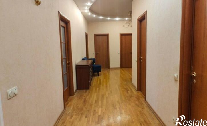 4-комн квартира Рязань, улица Свободы, 74