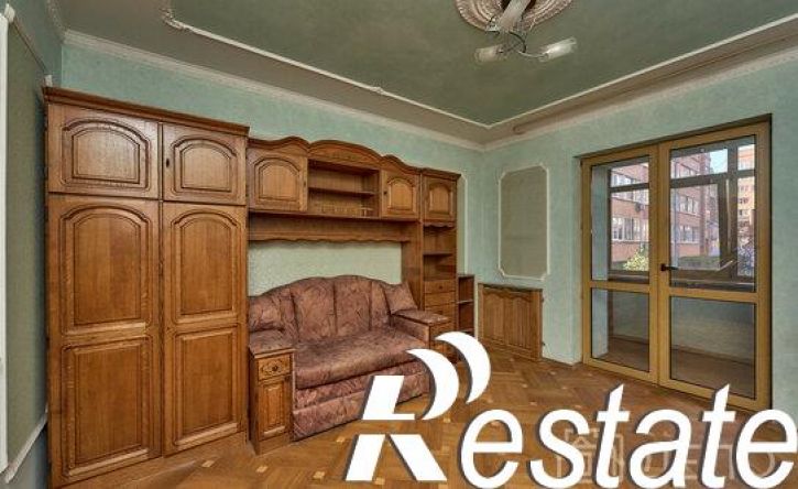 6-комн квартира улица Есенина, 45 к1,  д. 45 к1