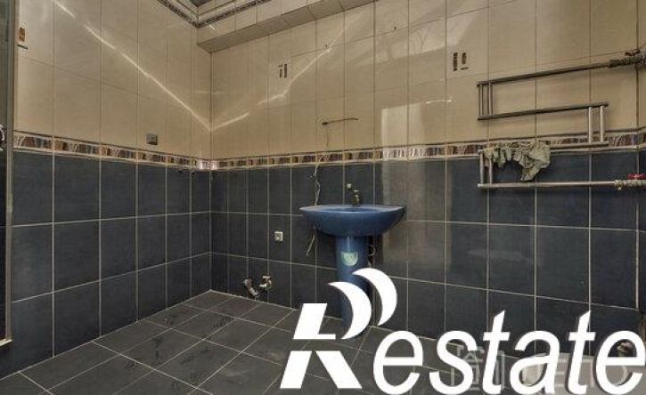 6-комн квартира улица Есенина, 45 к1,  д. 45 к1